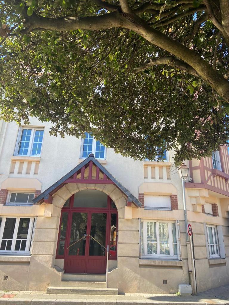 La Suite Armel Propose Par Escaleasaintbriac Экстерьер фото